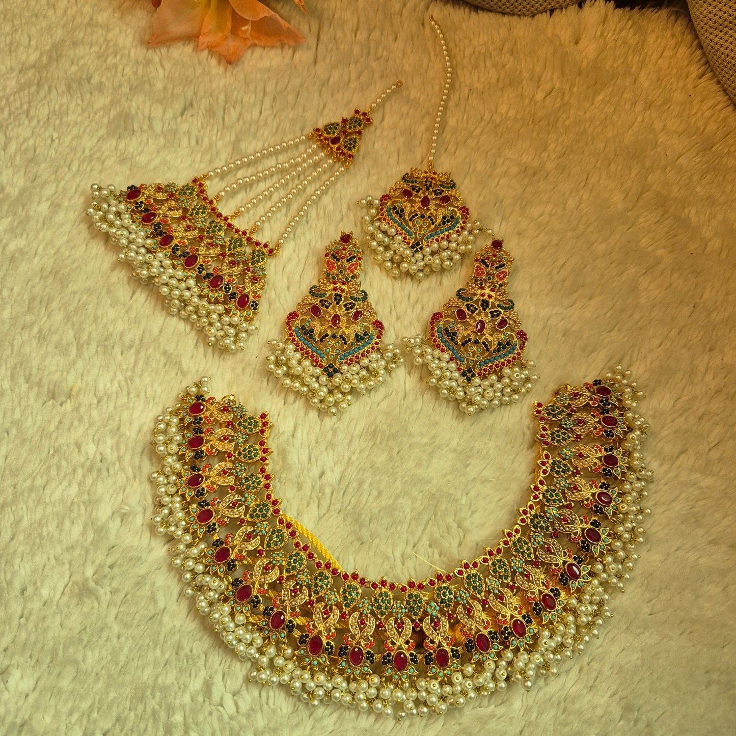 Naurattan bridal set