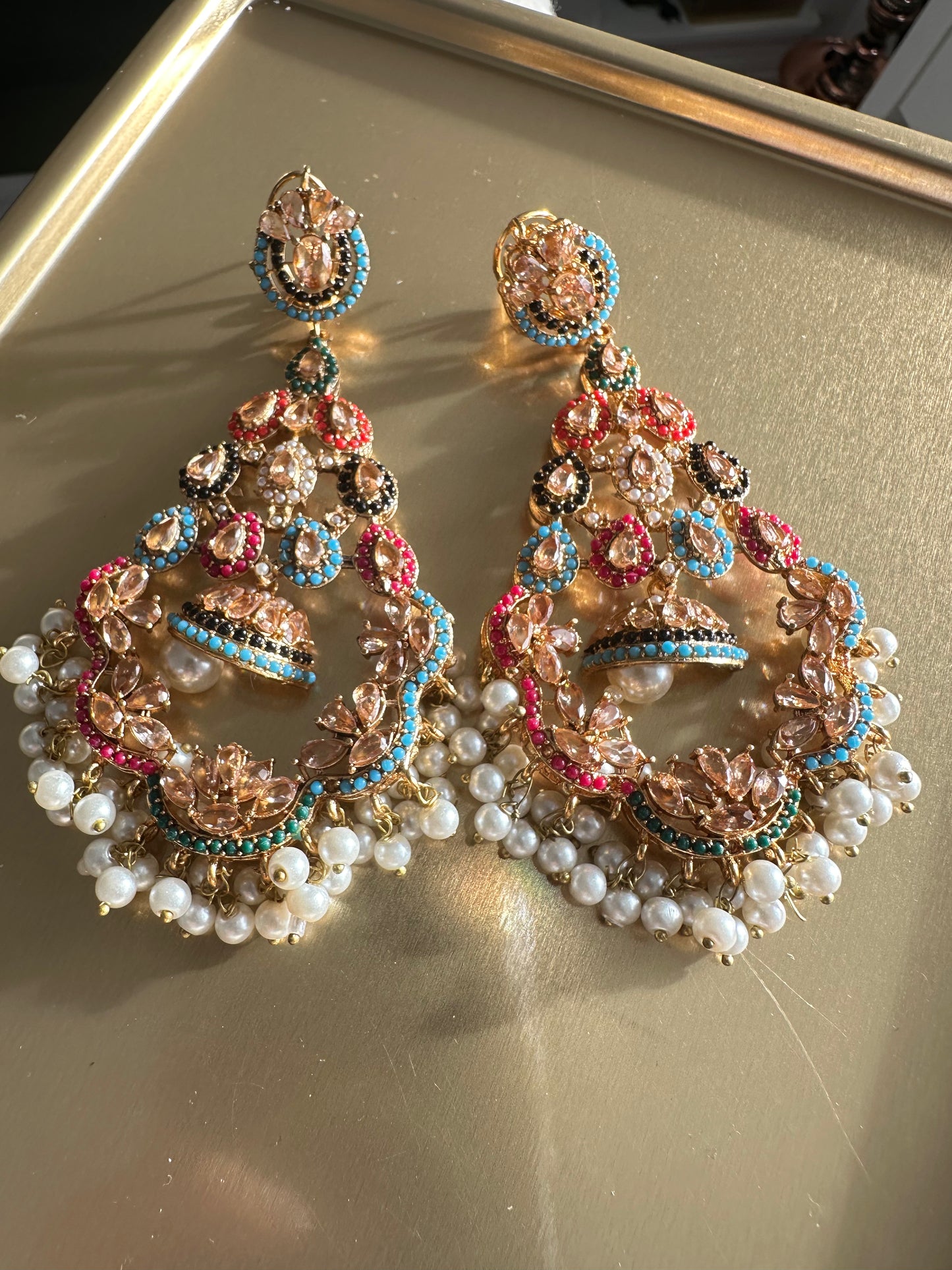 double jhumki earring.